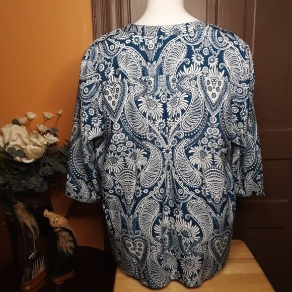 Denim 24/7 Tunic Blue Flower Motif Top Plus size 24W - Picture 4 of 12